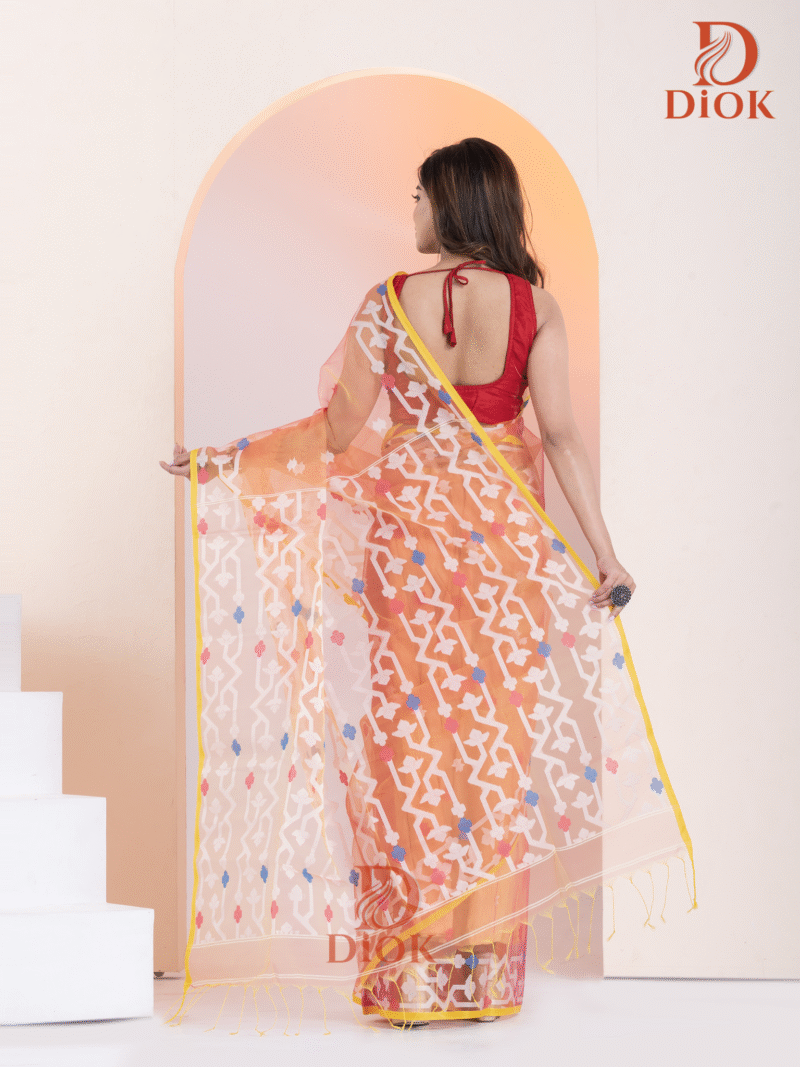 Soft Muslin Jamdani Saree - Image 3