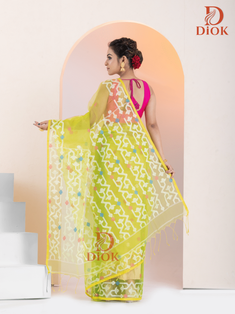 Soft Muslin Jamdani Saree - Image 5