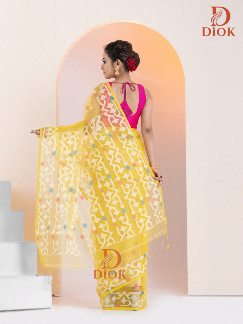 Soft Muslin Jamdani Saree - Image 4