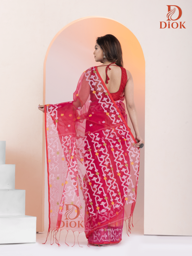 Soft Muslin Jamdani Saree - Image 4