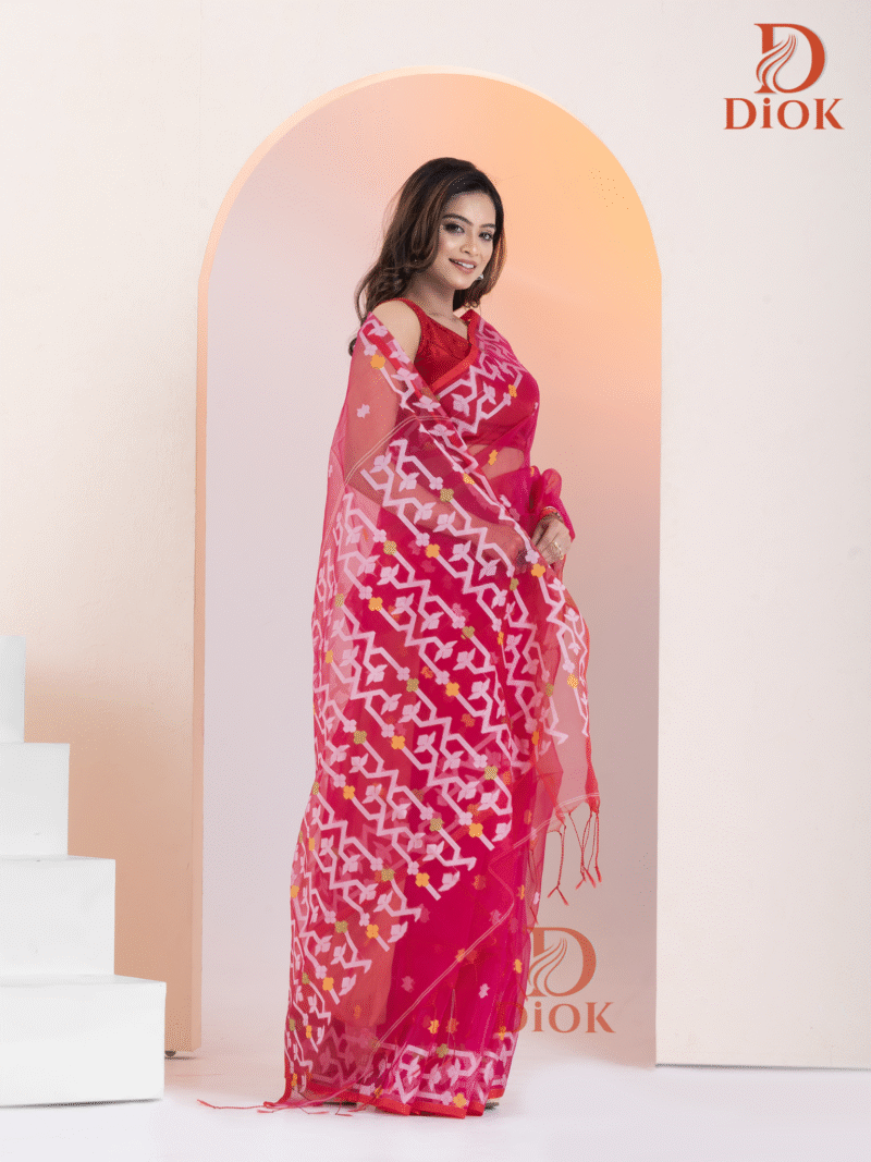 Soft Muslin Jamdani Saree - Image 2