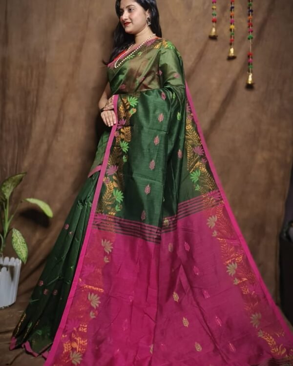 Multicolor Floral Design Cotton Silk Handloom Saree