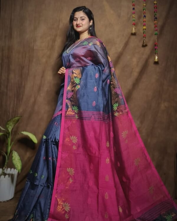 Multicolor Floral Design Cotton Silk Handloom Saree