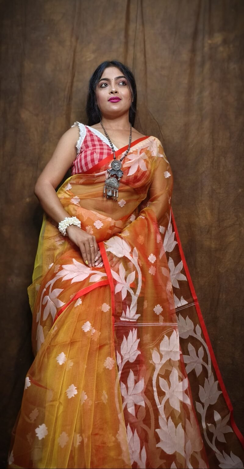 Muslin Handloom Transparent Jamdani Saree - Image 3