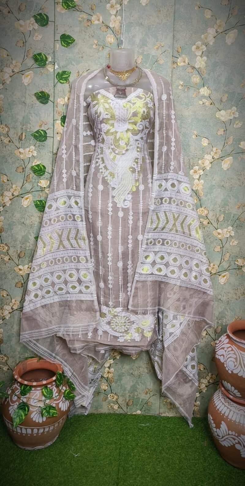 Jamdani 2-piece  unstitched kurta set - Image 2