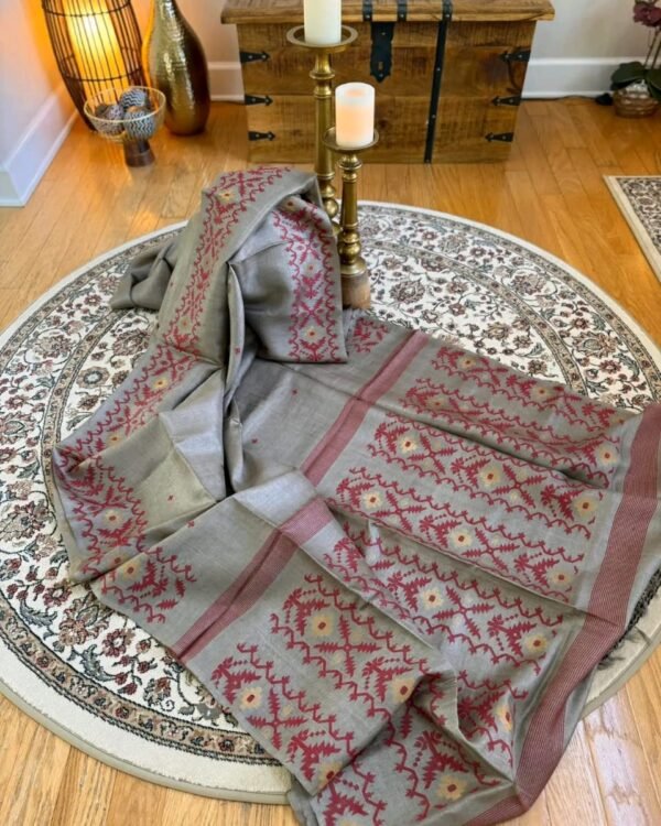 Tussar Handloom Saree With Silk Mark