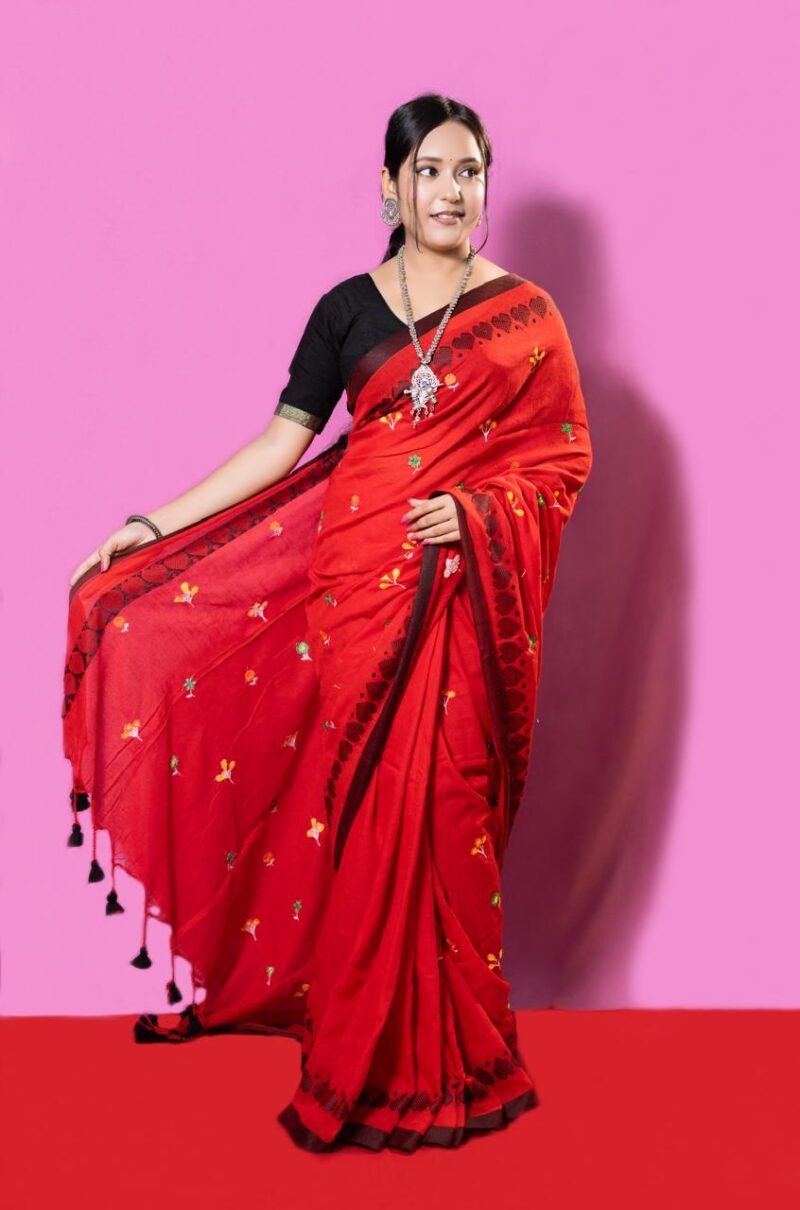 Soft Cotton Handloom Embroidered Work Saree - Image 5