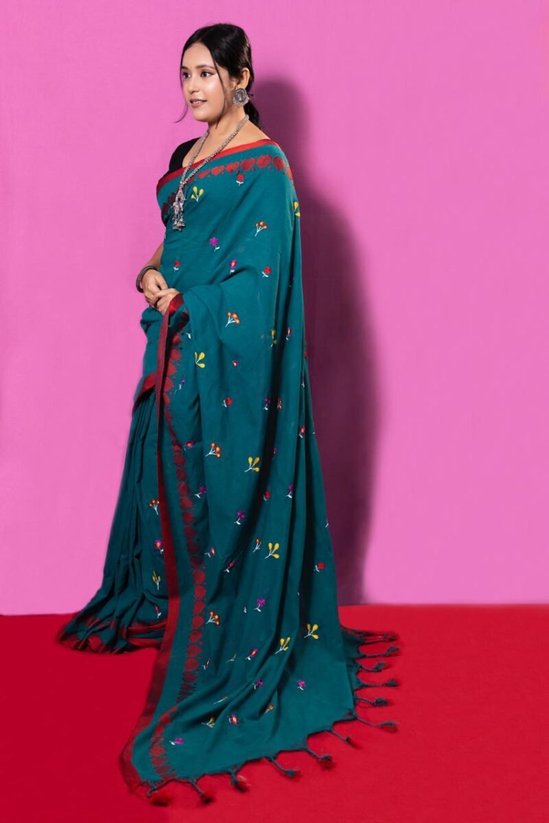 Soft Cotton Handloom Embroidered Work Saree - Image 5