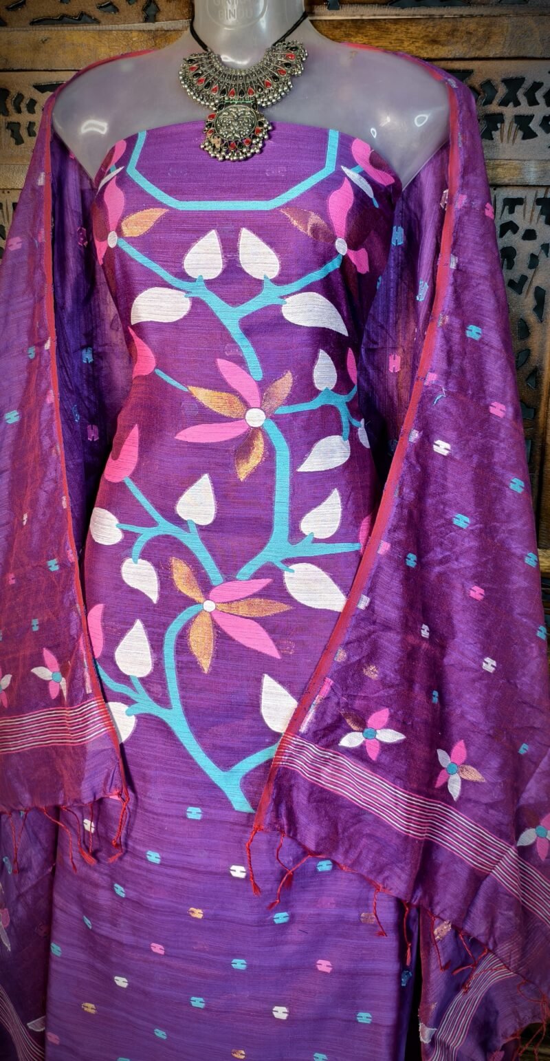 Floral Motifs  2-piece Jamdani kurta set - Image 2