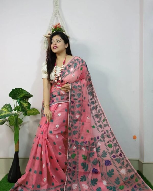 Flower Design Dhakai Jamdani Saree