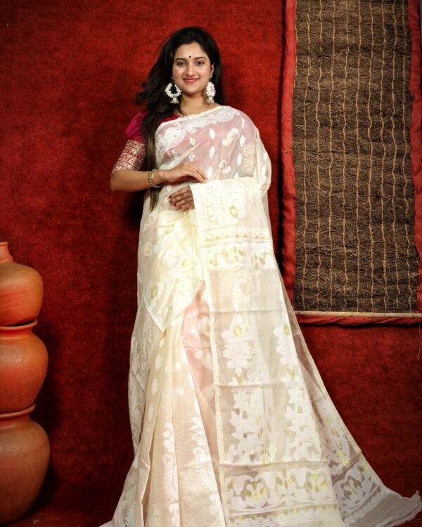 Subholata Soft Cream Jamdani Saree