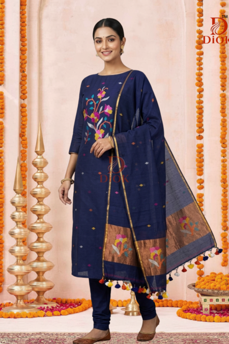 Handloom Pure Resham Muslin 2-Piece Set with Floral Artisanal Weave
