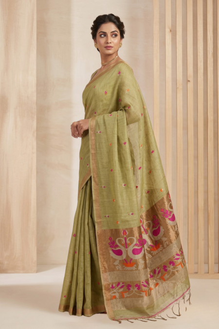 Handcrafted Resham Tissue Linen Jamdani with Intricate Swan Motifs