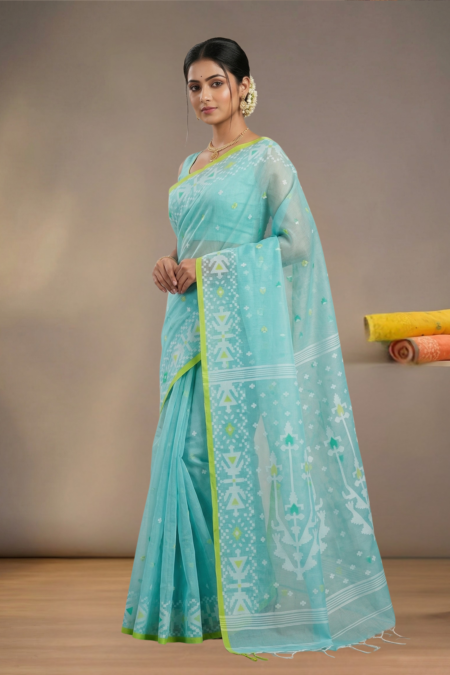 Handwoven Muslin Jamdani Saree with Traditional Motifs